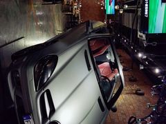 -1886德国汽车餐厅(外滩十六铺码头店)