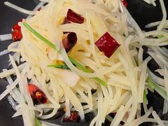 香菜梗炝土豆丝-绿茶餐厅(财富购物中心店)