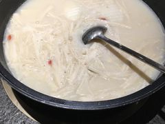 -煲宫猪肚鸡(昆山金鹰国际购物中心店)