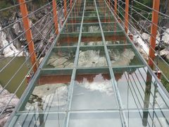 -燕子河大峡谷天坑仙境