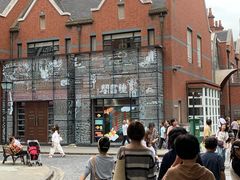 -钟书阁(松江泰晤士小镇店)