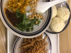 -正南齐北·老街糯米团(洪崖洞店)