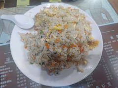 泡菜鸡蛋炒饭-良泉足疗