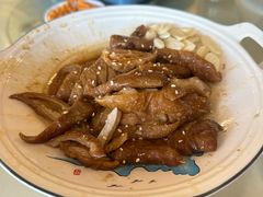 -老鼎万春卤菜(五代传承创始老店)