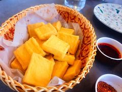 炸石屏包浆豆腐-沿途四季·云南菜·诗酒茶(蓝色港湾店)