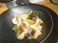 -米德维奇俄式西餐厅(西六道街店)