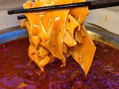 -茅草房·河畔园林火锅