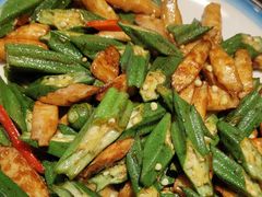 -靠山屯东北农家菜(八龙桥雅苑店)