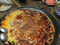 -旧街市鲜货老火锅(大光路店)