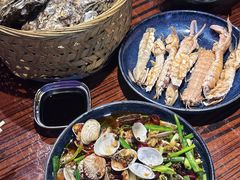 -蚝堡海鲜·威海菜·海肠捞饭·烧烤·亚洲吃蚝公司(幸福门店)