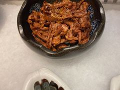 -釜御山海鲜烤肉火锅自助(新城市中心店)