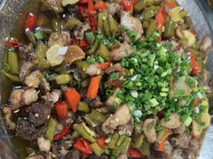 -廖哥泡椒兔(峨眉店)