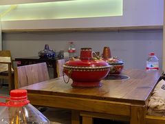 -毛辣果·贵州红酸汤牛肉火锅(西单店)