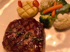 -SISTERS BAR RESTAURANT川意酒馆(嘉善老市H楼店)
