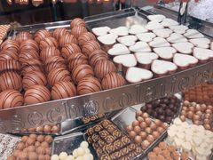 -Laderach 莱德拉(上海环贸iapm店)