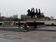 -洛阳周王城天子驾六博物馆