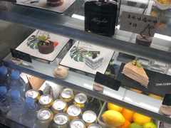 -ZING COFFEE 镜咖啡