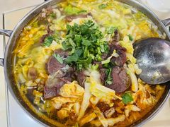 -闫家驴肉老店(华电一校店)