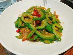 -黄泥岗·地道湖北菜(奥特莱斯店)