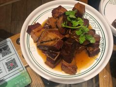 -云海肴·汽锅鸡·云南菜(天山百盛优客店)