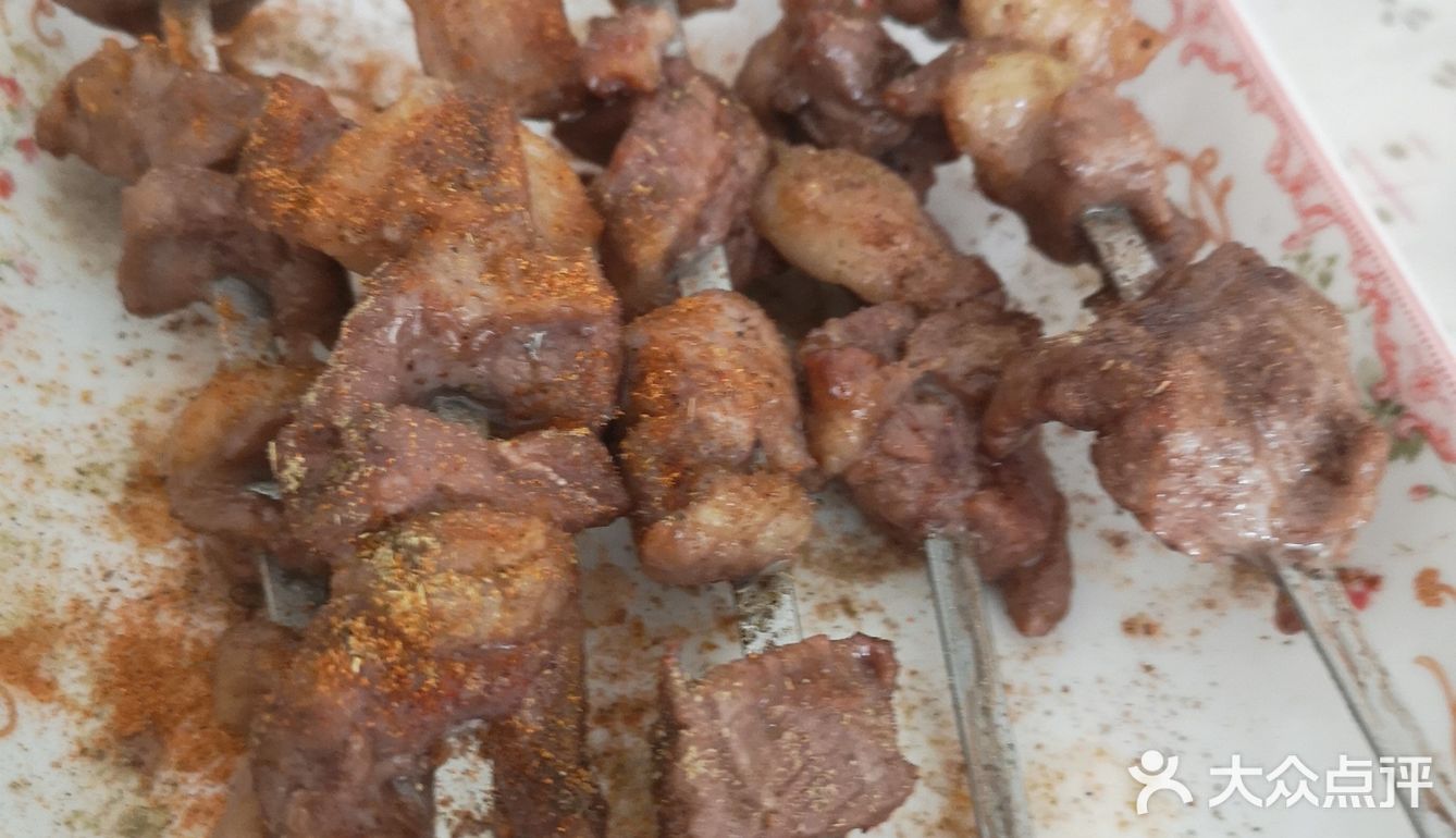 太馋了，家庭自制羊肉串我觉得最好的一点就是腌制