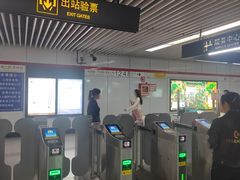 -上海体育馆(地铁站)