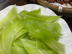 -富正毅三下锅·湘西韵味(天门山索道店)