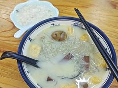 -鸭小妹鸭血粉丝(老门东店)
