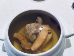 云南松茸土鸡汤-粤秀餐厅(国货店)