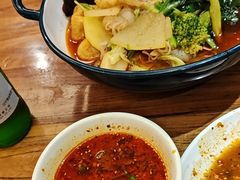-万记麻辣烫国展总店