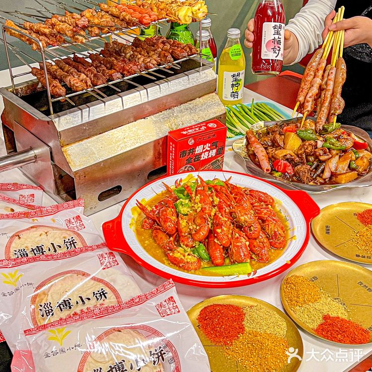 不用去淄博就能吃到！小饼卷一切！