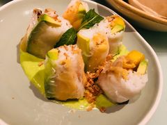 牛油果软壳蟹米纸卷-CHINCHIN 青青·泰国料理(万象食家店)