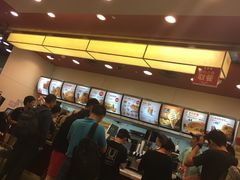 -肯德基(虹桥机场T2北指廊精选外卖点店)