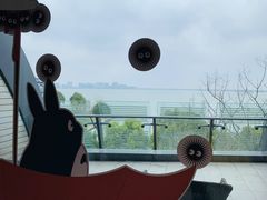 -上海滴水湖皇冠假日酒店