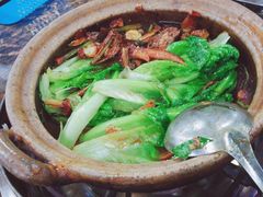 -何氏昌记土鸡店(二分店)