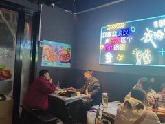 -老街烧烤大排档·地道湖北菜·龙虾馆(汉口火车站店)