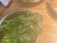 -苗伯妈酸汤火锅