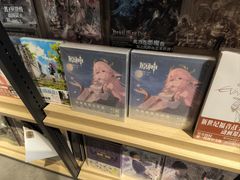 -新华书店(保利水城店)