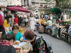 -钟方模白家肥肠粉(春熙店)