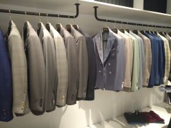 -优刻西服西装定制(金轮国际广场店)