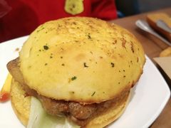 -必胜客(江门万达店)