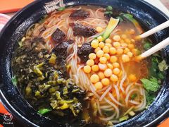 红烧牛肉米粉-上海对外经贸大学松江校区-食堂