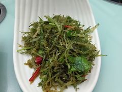 -伊源鼎盛餐饮服务有限公司