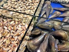 -三亚火车头万人海鲜广场