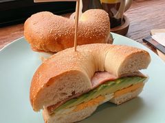 -Catch Bagel(芳草地店)