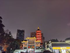 -绳金塔