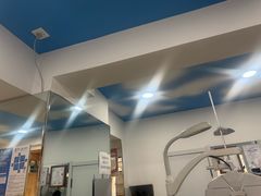 -豪门视光·星趣控·蔡司依视路眼镜代理商(中央大街店)