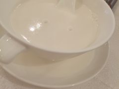 自家生磨杏仁茶（位）-荣粤酒家·融合粤菜