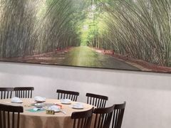 -胡须哥网红竹筒菜