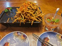 -雀舞云南菜(天津天河城购物中心店)